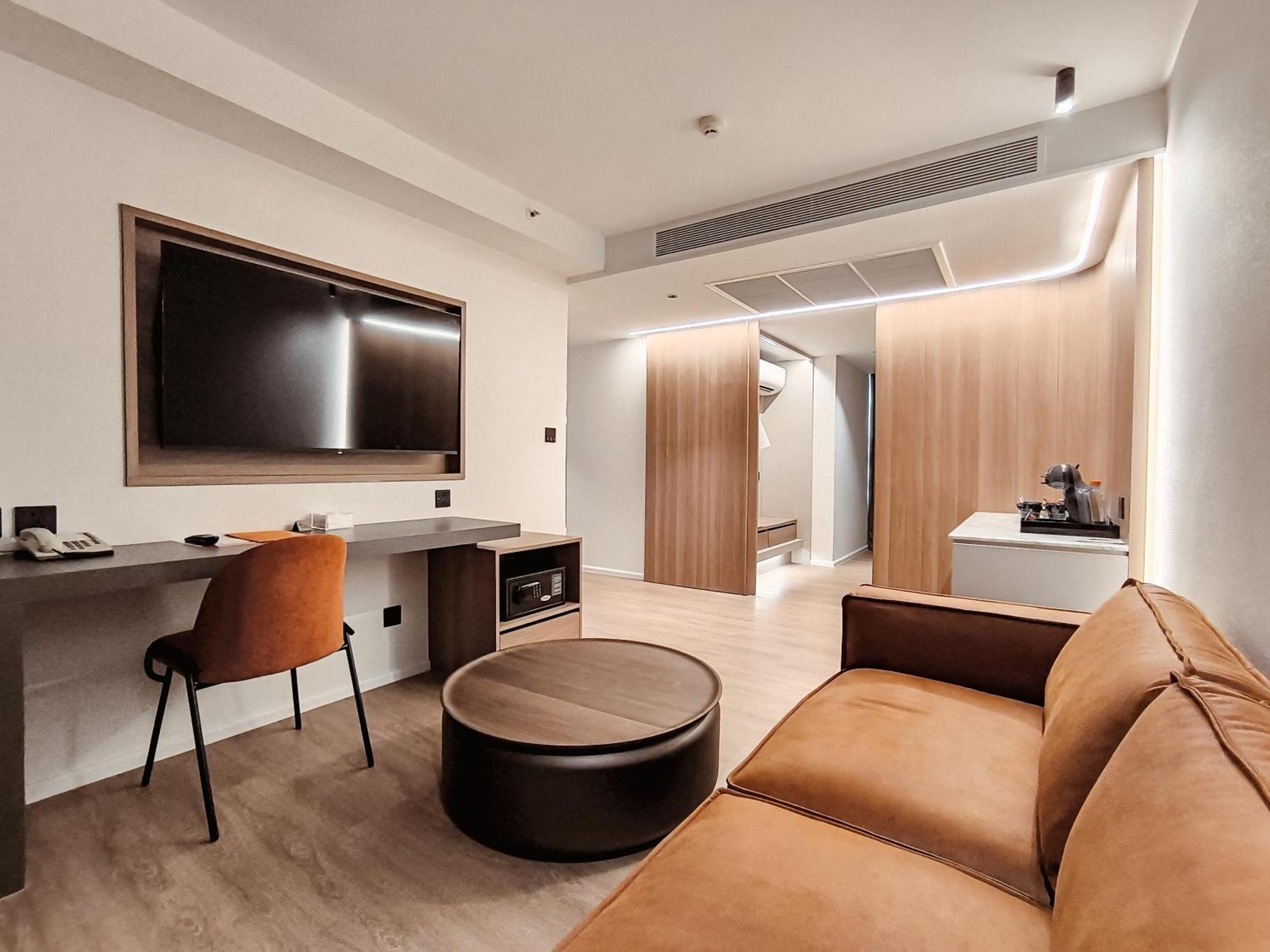 מלון Citrus Sukhumvit 13 Nana Bangkok By Compass Hospitality - Newly Renovated מראה חיצוני תמונה
